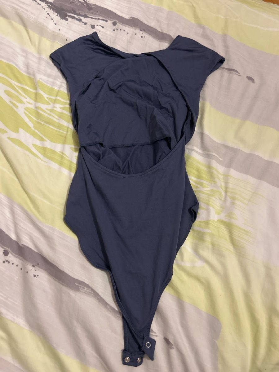 Top: body dos-nu stradivarius M – Usato da Orsières venduto da champ10 1
