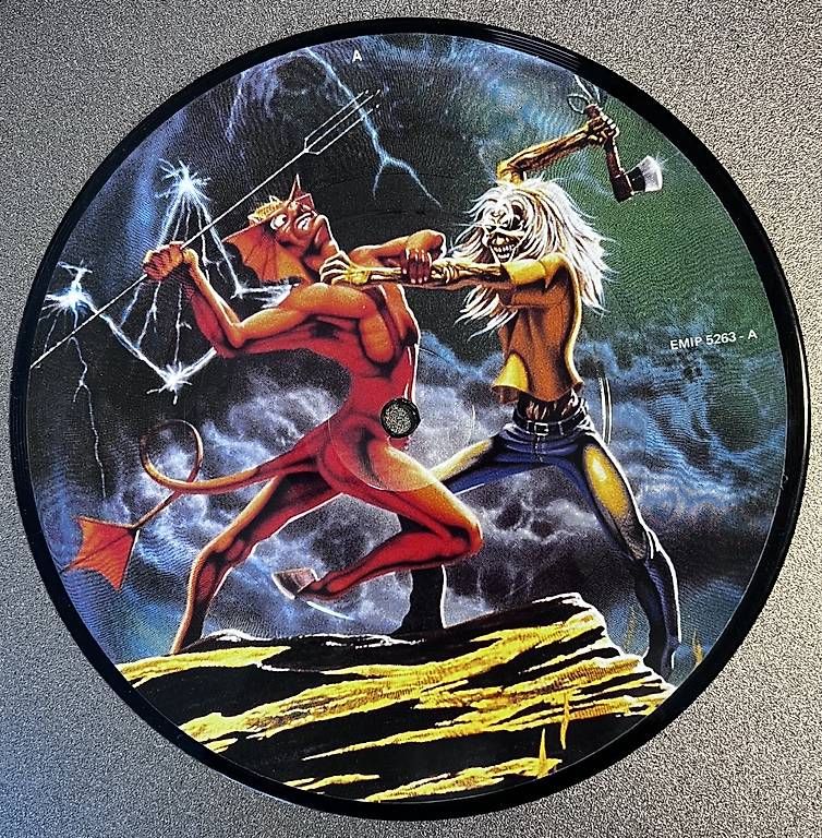 Dischi in vinile: IRON MAIDEN - Picture-Disk – Usato da Horw venduto da Belowzero0 1