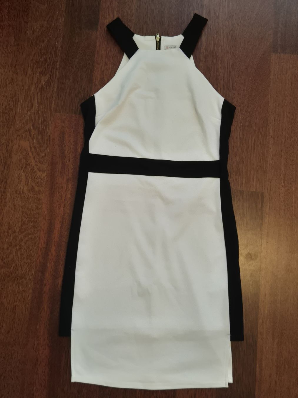 Guess Robes: Weisses elegantes Kleid von Guess – Neuf (Voir description) à Strengelbach par ich1.0