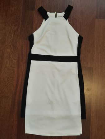 Weisses elegantes Kleid von Guess