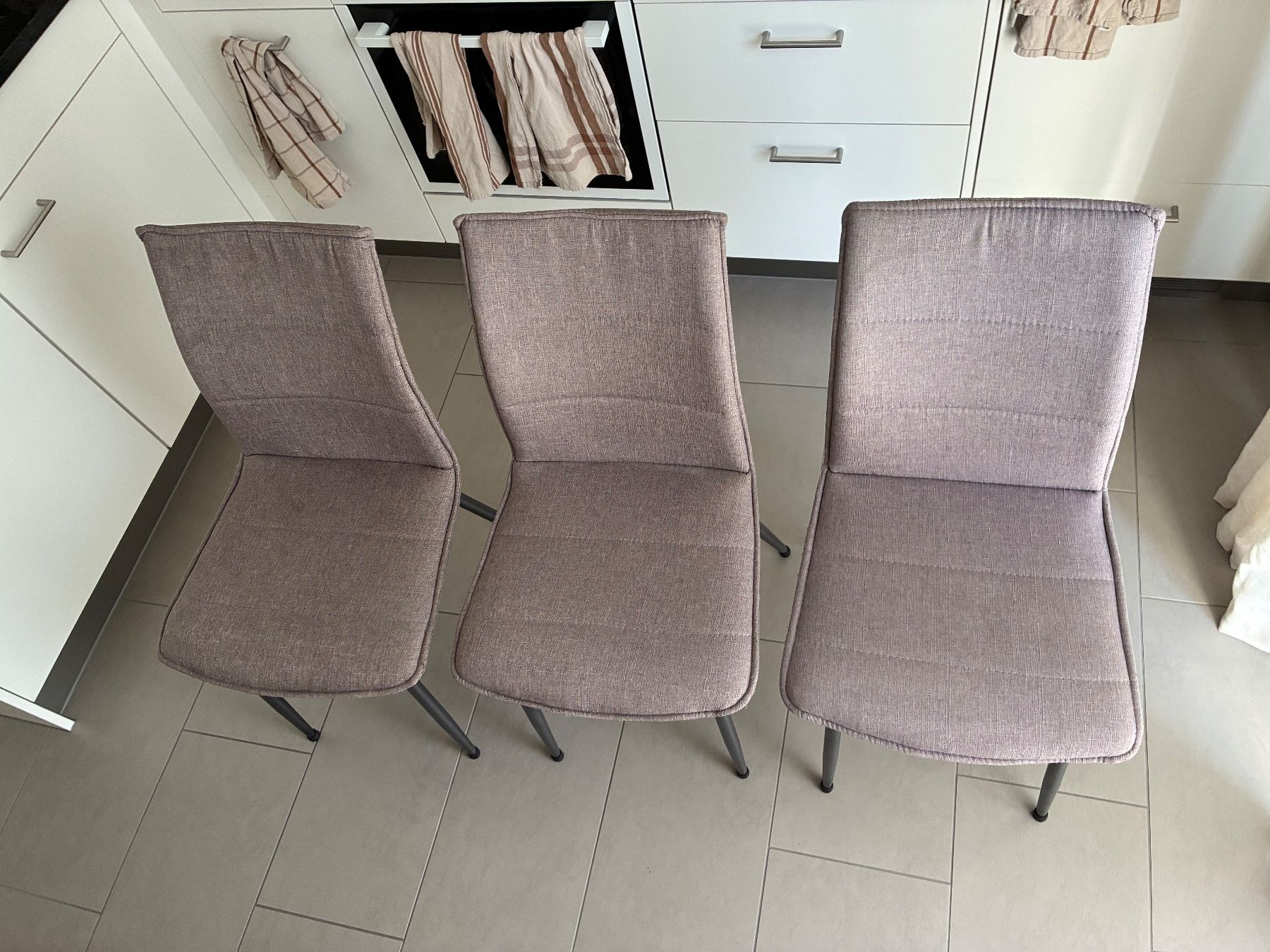 Stühle: 6x Esszimmerstühle in Grau – Gebraucht aus Olten von let_tg5j 1