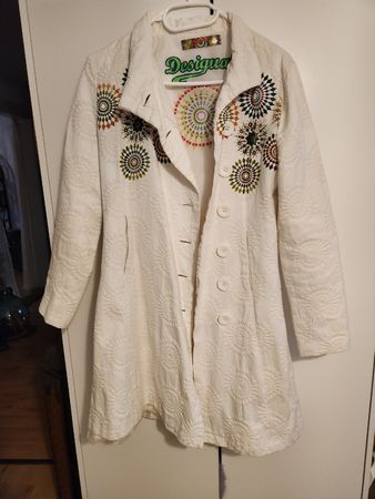Desigual Übergangsmantel, Grösse 38, neuwertig & leicht!
