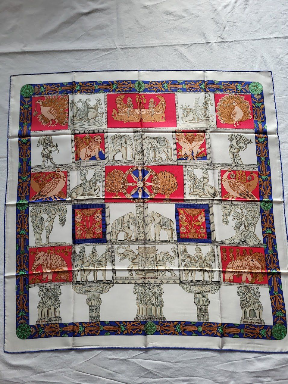 Hermès Foulard & Sciarpe: Hermès Seiden Tuch – Nuovo e nell'imballaggio originale da Meilen venduto da mads57 2