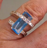 Ring 925er Silber mit synthetischen Steinen
