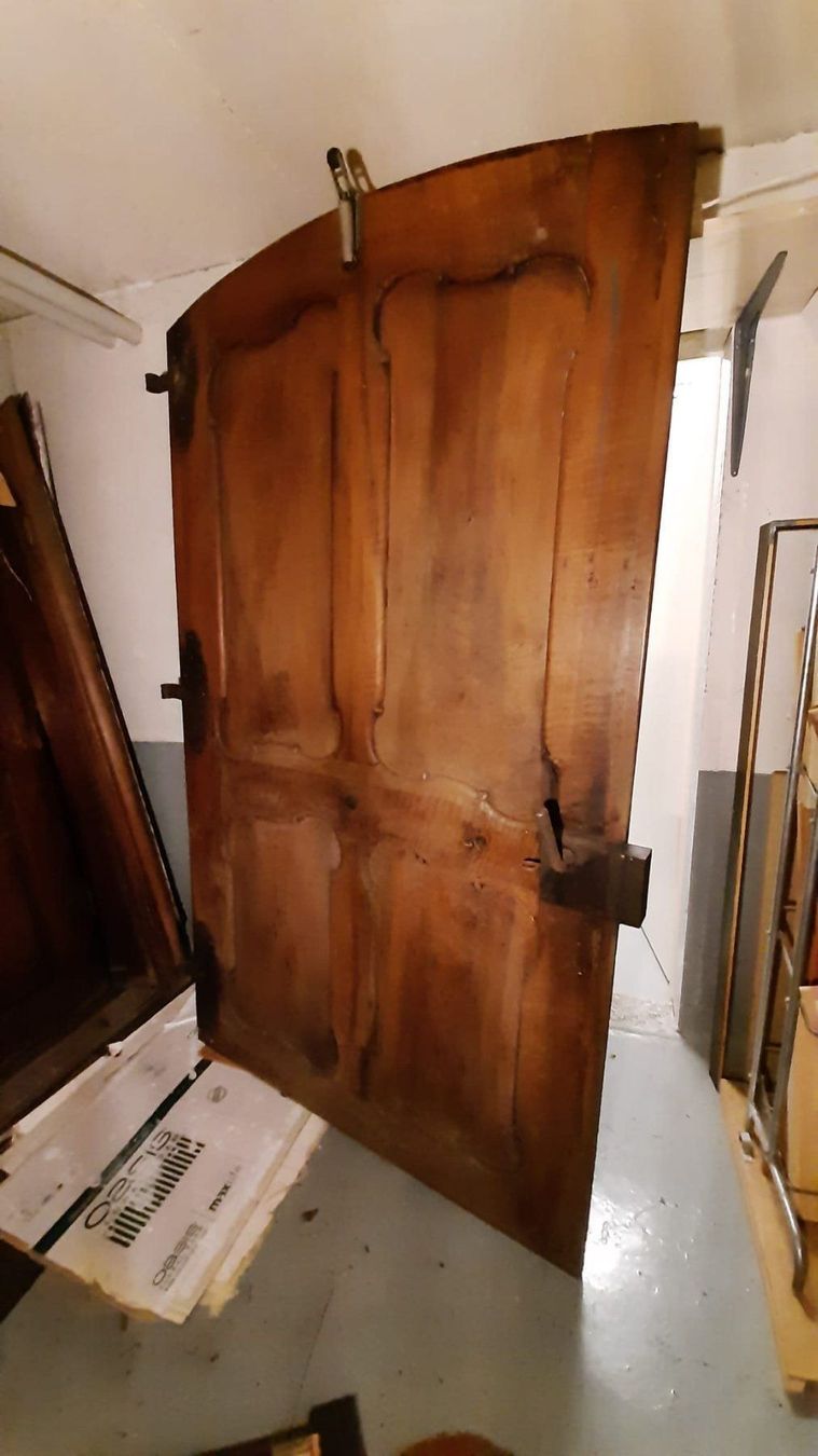 Articles en bois: Barocke Haustür eines Stadthauses – D'occasion à Zürich par balin777 1