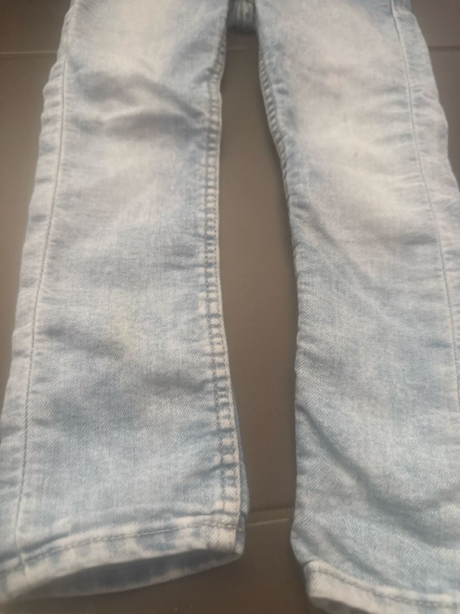 H&M Pantaloni: H&M Jeans, Gr. 98, verstellbar – Usato da Zürich venduto da Krikri21 3