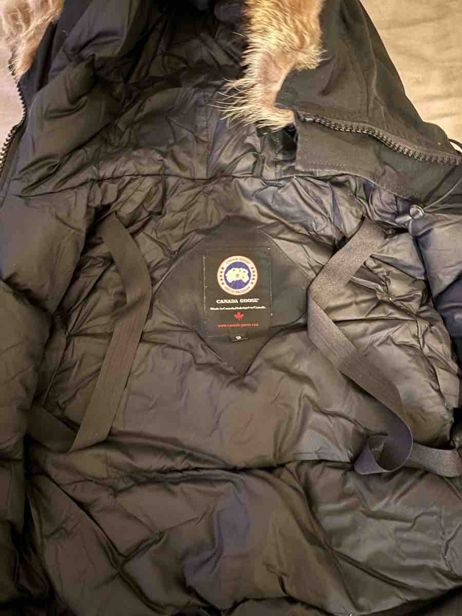 Canada Goose Mäntel: Canada Goose Bomber Jacket Black Size S – Gebraucht aus Genève von jae_n2pn 1