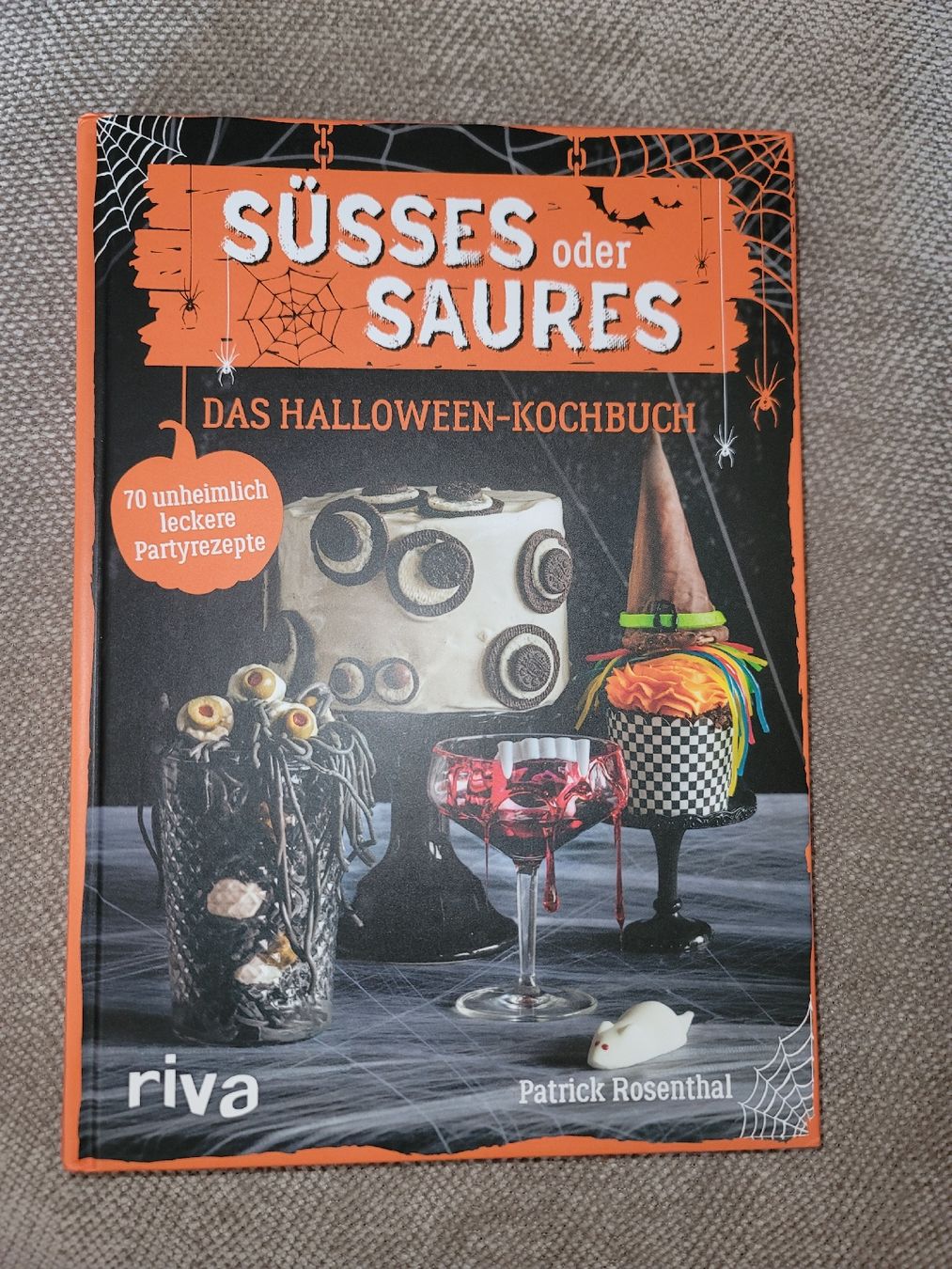 Libri: Halloween-Kochbuch, Süsses oder Saures, Partyrezepte Oktober – Nuovo (secondo la descrizione) da Zollikerberg venduto da Nice_Name 6
