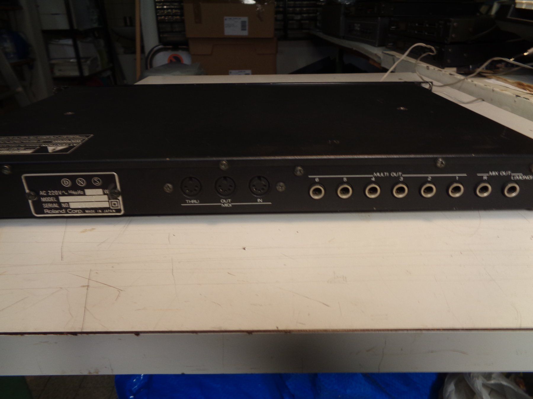 Roland Instruments de musique: Roland D110 multi timbral sound module – D'occasion à Chiasso par Audio-pro 3