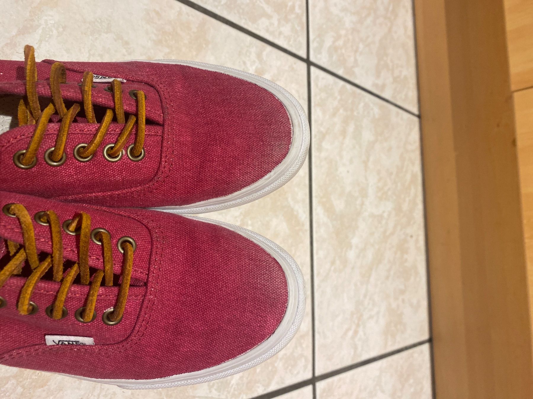 Vans Scarpe da donna: Schuhe Vans rot – Usato da Busswil BE venduto da PascalWuillemin 3