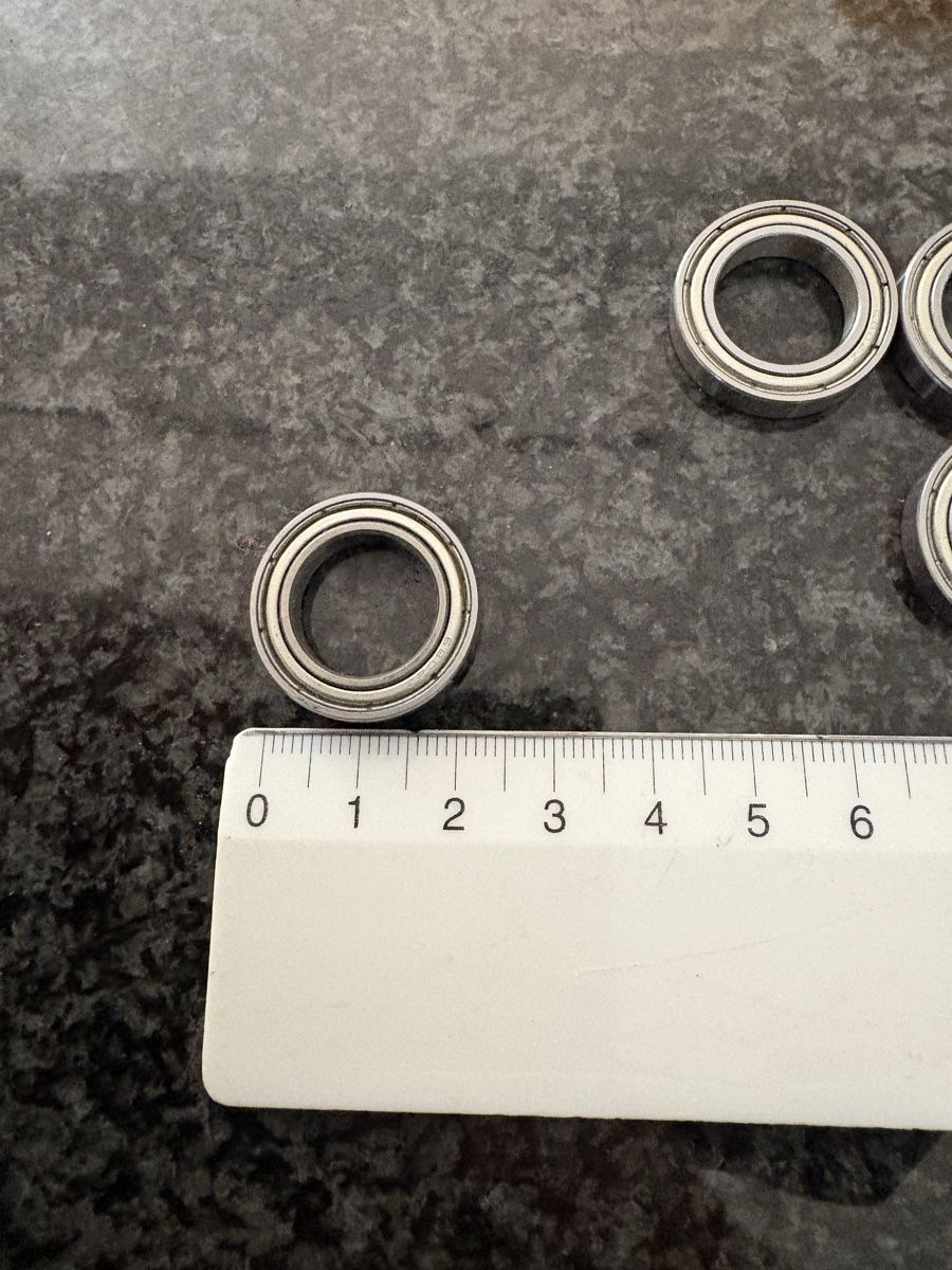 Cuscinetti a sfere: Bricolage : 10 petits Roulements à billes, 2 cm – Usato da Savigny venduto da alouette04 1