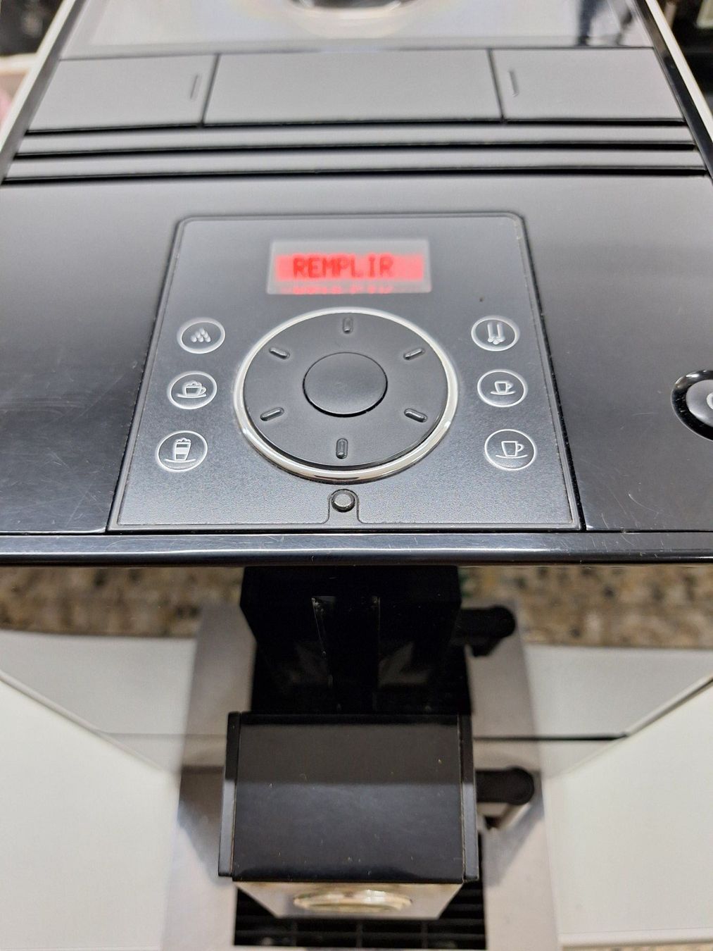 Jura Macchine per caffè & Macchine per espresso: Machine à café JURA A9 Aluminium – Difettoso da Laconnex venduto da Patkek29 5