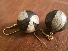 Ohrhänger Ohrringe Kugeln Schlangenhaut-artig 2cm Durchm.