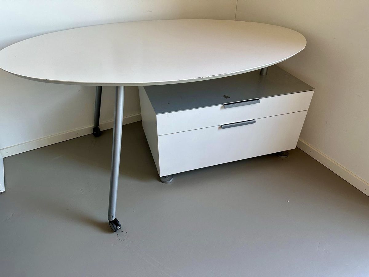 Schreibtische: Ligne Roset Design Schreibtisch – Gebraucht aus Winterthur von tiptopstar99 2