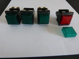 Druckschalter 3x grün mit Lampe und Lampe rot 220V