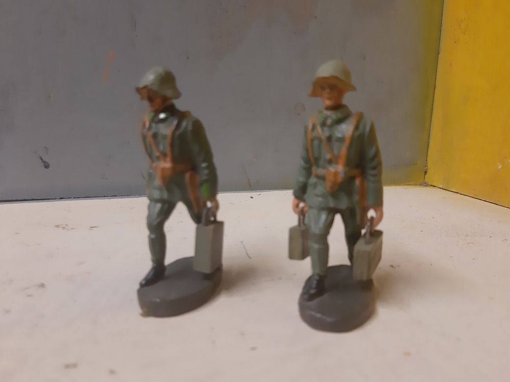 Ensemble De 10 Pièces Soldats Elastolin Militaria Probablement Français