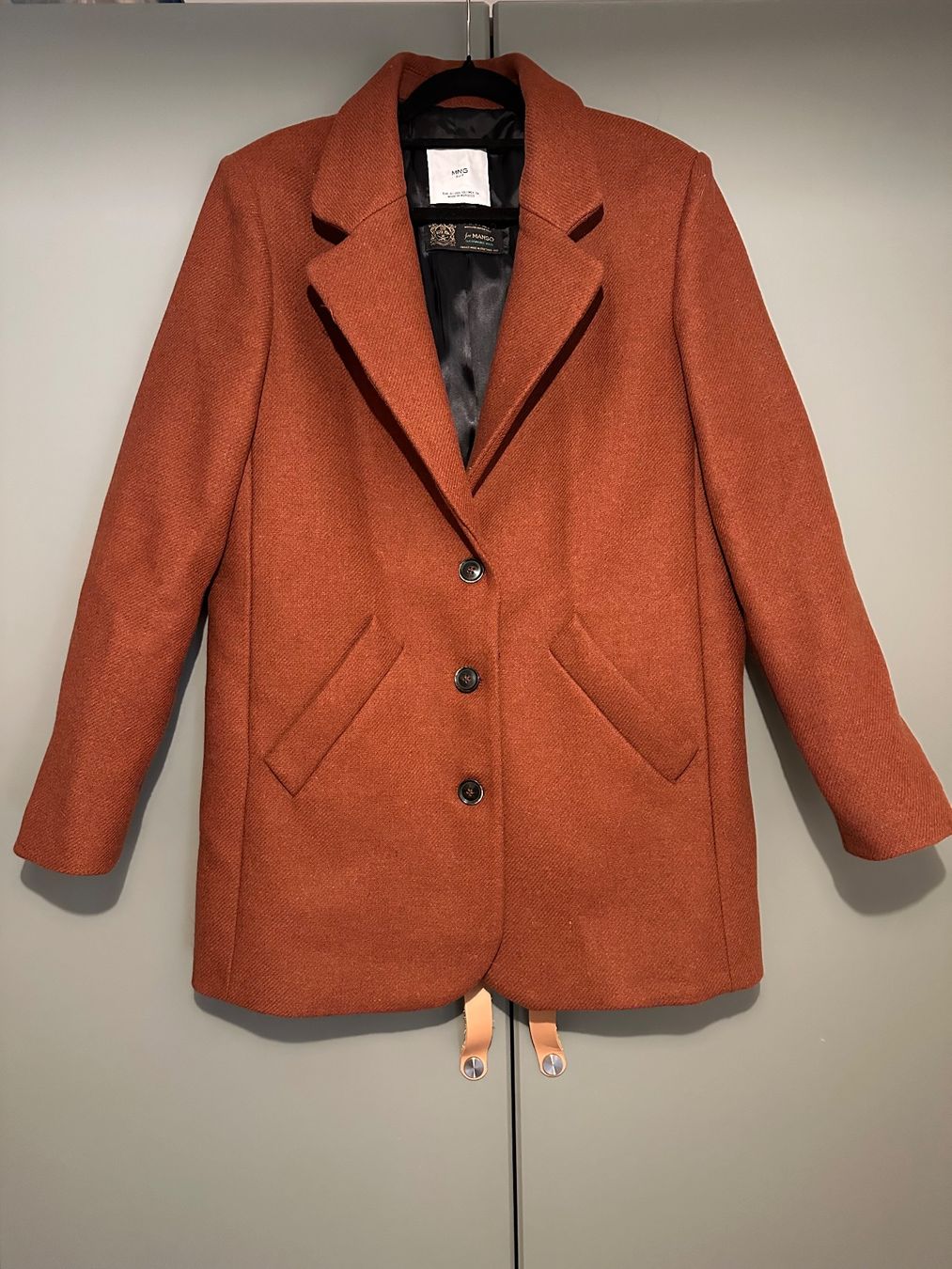 Mango Completi & Tailleur: Mango Blazer aus Wolle in terracotta – Usato da Zürich venduto da fisch0