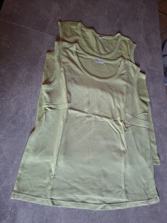 Lot de 2 débardeurs vert tilleul taille 42 100% coton