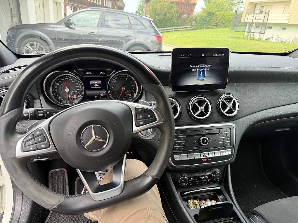 Automobili: GLA 250 4matic AMG Line – Usato da Widnau venduto da Baniq92 3