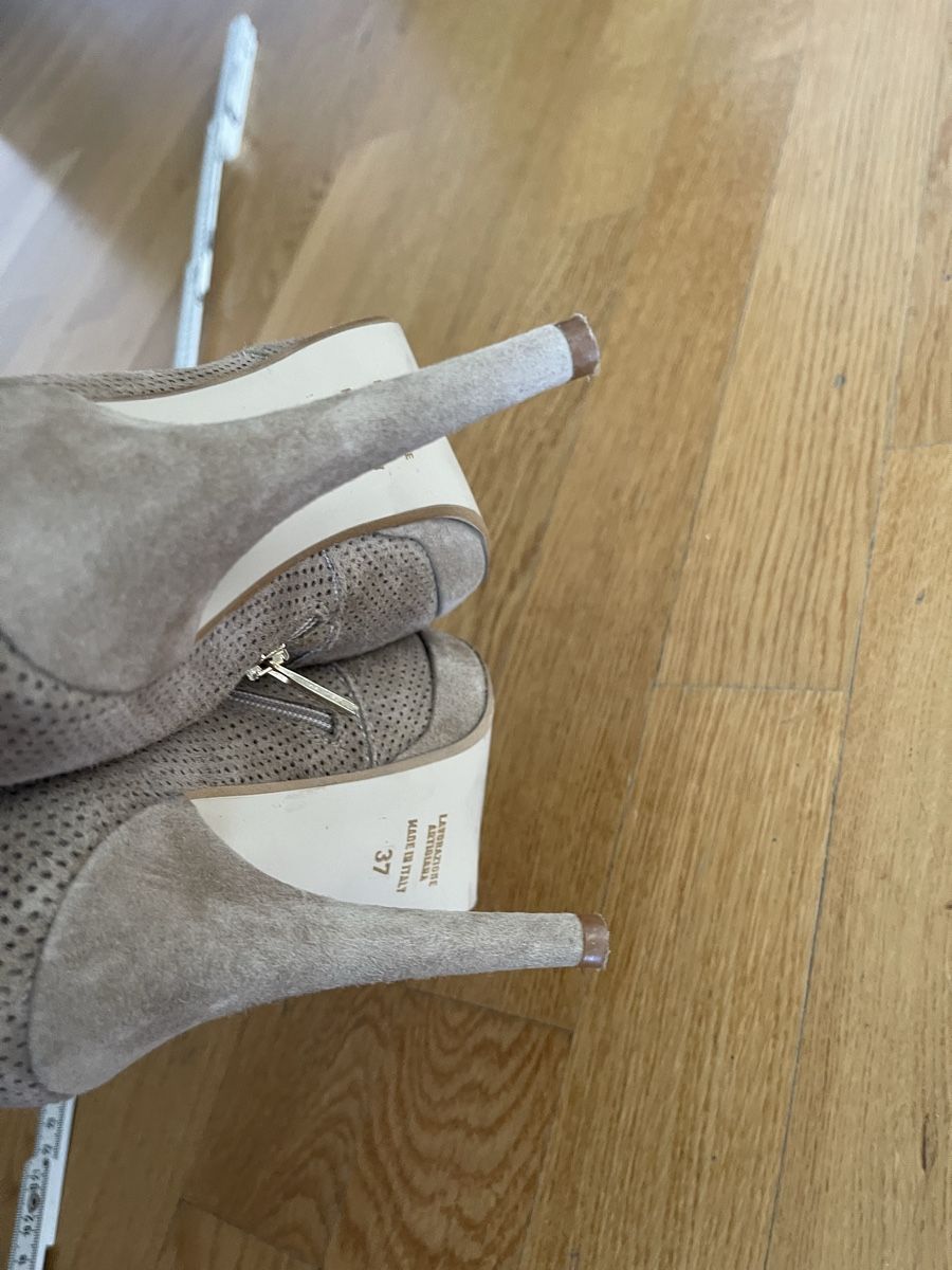 Damenschuhe: Stiefel Conleys Stiefeletten Wildleder beige Gr. 37 – Gebraucht aus Rüschlikon von Lajniii 6