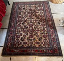 Handgeknüpfter Teppich aus Indien – 100 × 155 cm