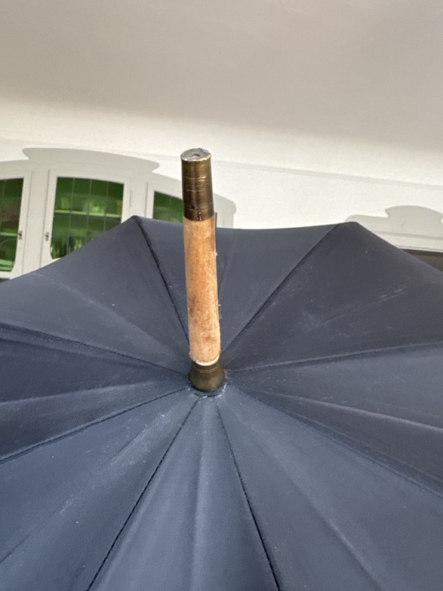 Ombrelli: Alter Regenschirm  – Usato da bern venduto da Annecathe1 1
