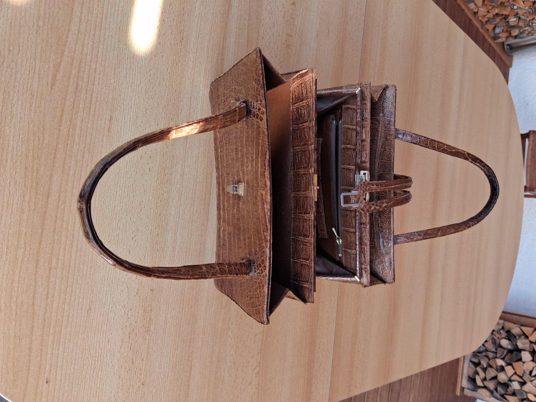 Taschen für Damen: Handtasche aus Krokokdilleder – Gebraucht aus Zumikon von belinda31 2