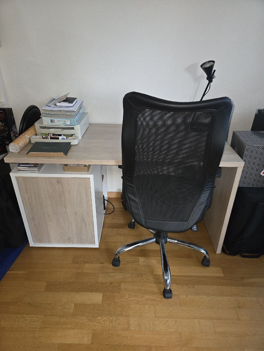 Schreibtische: Bureau + chaise – Gebraucht aus Yverdon-les-Bains von cacap