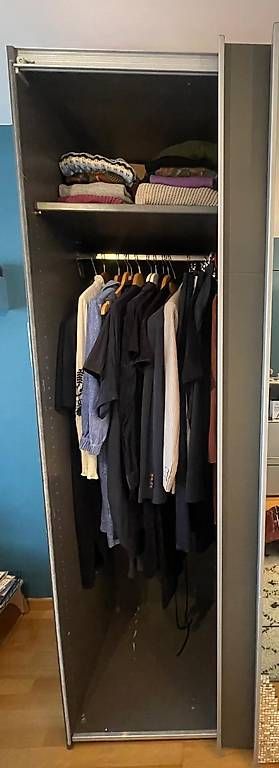 Armoires: Grosser Schrank mit Spiegel – D'occasion à Bern par Doddoxvi 2