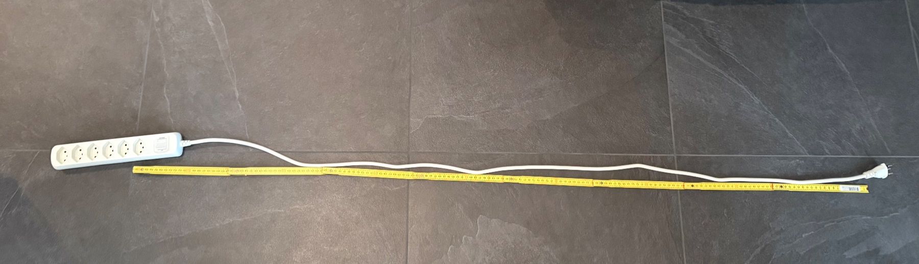 Cavi: Steckleiste - 5-Fach - Kabel 150cm – Usato da Egg b. Zürich venduto da spraycan13 1