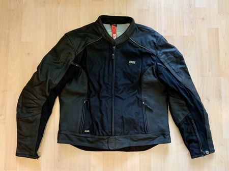 Motorrad-Bekleidung (Jacke und Hose) von IXS, Grösse EU 60