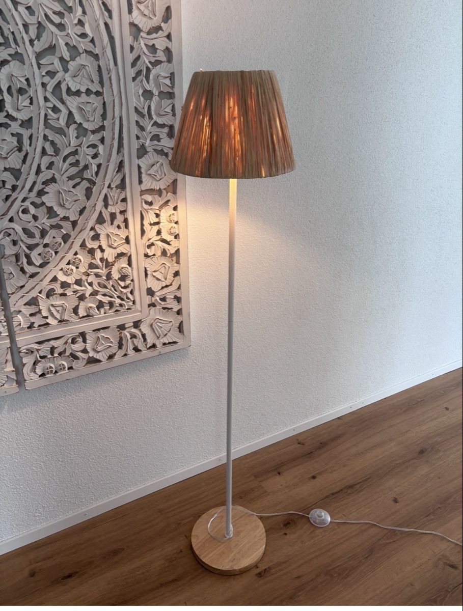 Lampen: Stehleuchte Kinder Maison du Monde – Gebraucht aus Weiningen ZH von bia_td7t 2