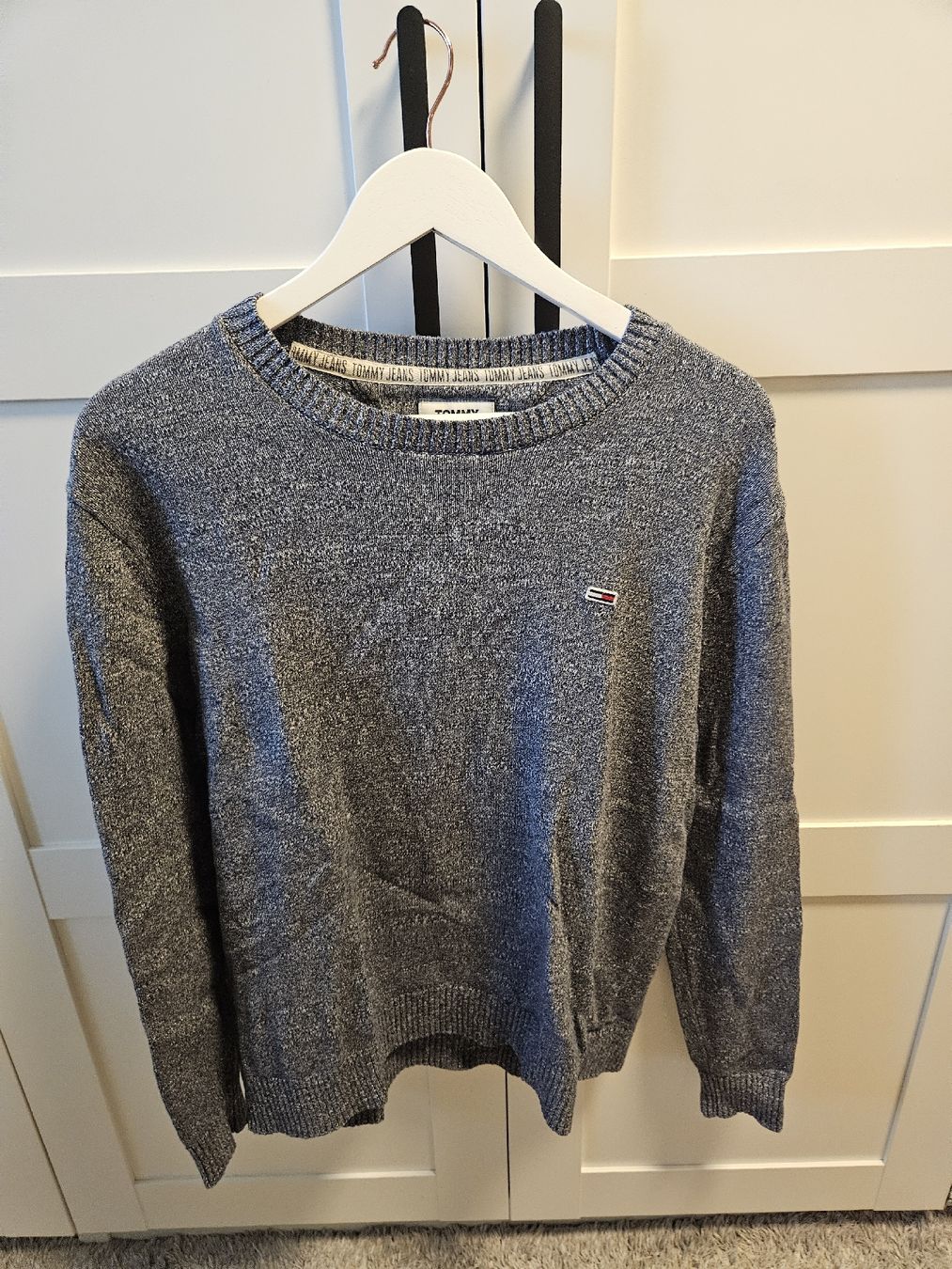 Maglioni & Felpe: Tommy Jeans Herren Strickpullover, Grau/blau, Gr. L – Usato da Fulenbach venduto da lua_755r 2