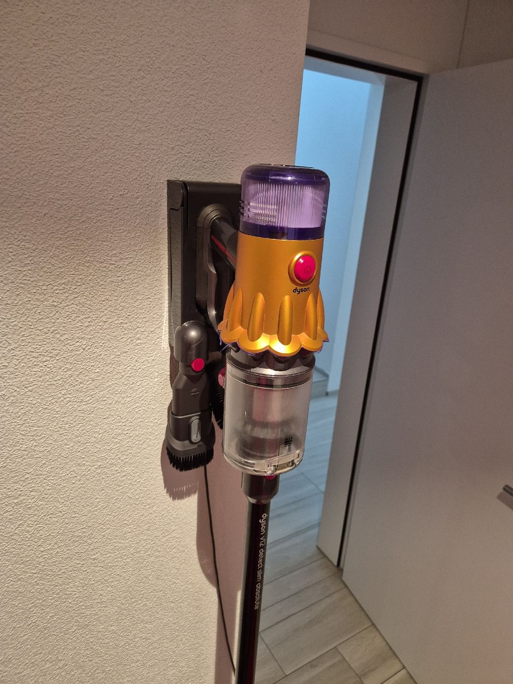 Dyson Aspirateurs & Accessoires: Dyson V12 detectslim absolute – D'occasion à Watt par ben_mhn5 1