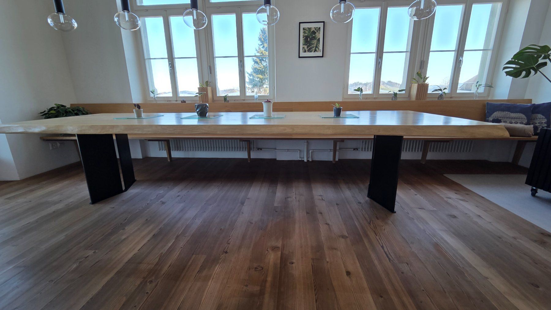 Tavoli: Baumstamm Esstisch (Schweizer Eiche) – Nuovo (secondo la descrizione) da St. Gallen venduto da tag_rwn9 2
