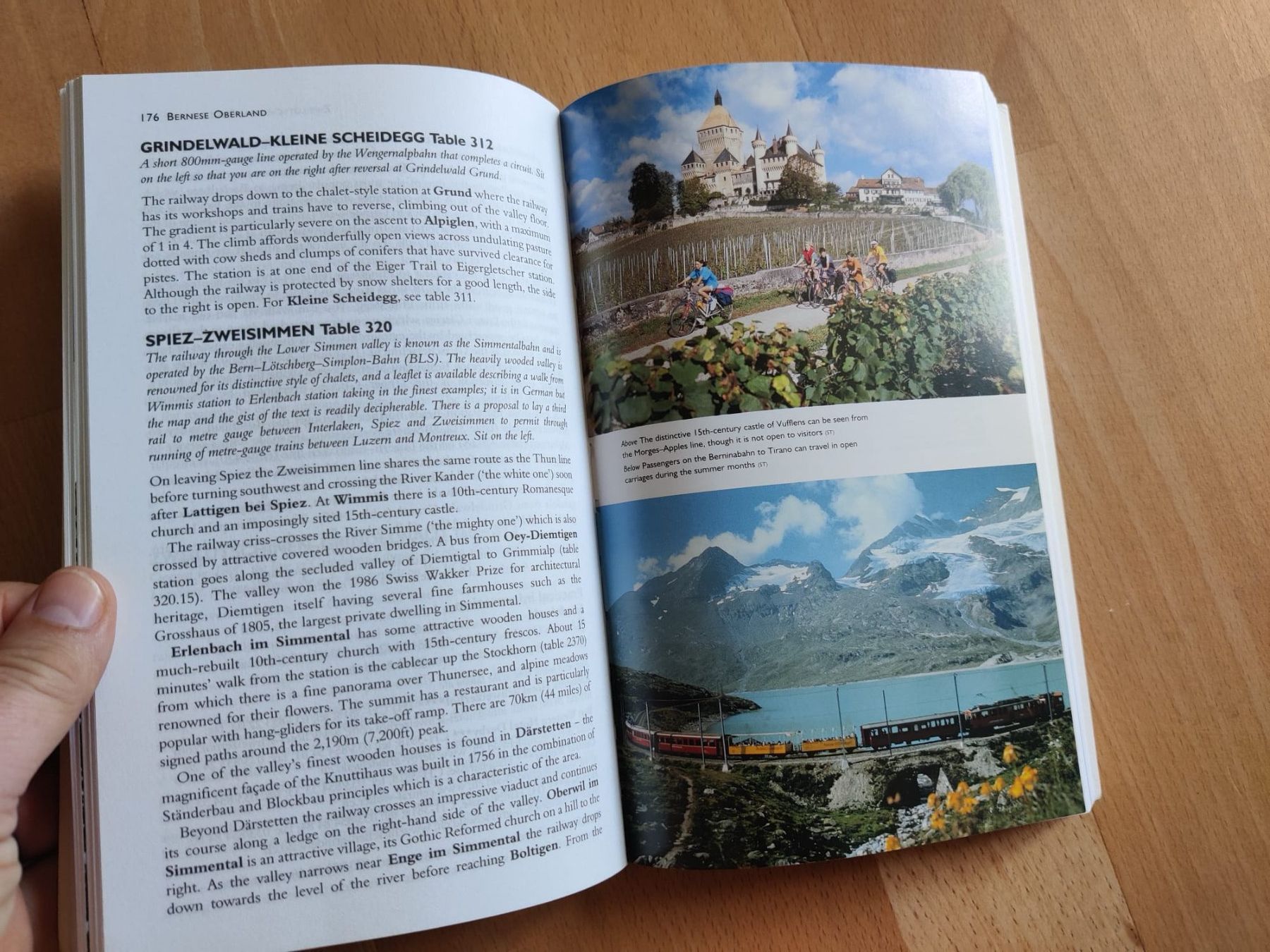 Bücher: Switzerland by Rail - Road and Lake – Gebraucht aus Wil SG von Natundmatt 3