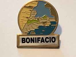 1 Pin Bonifacio