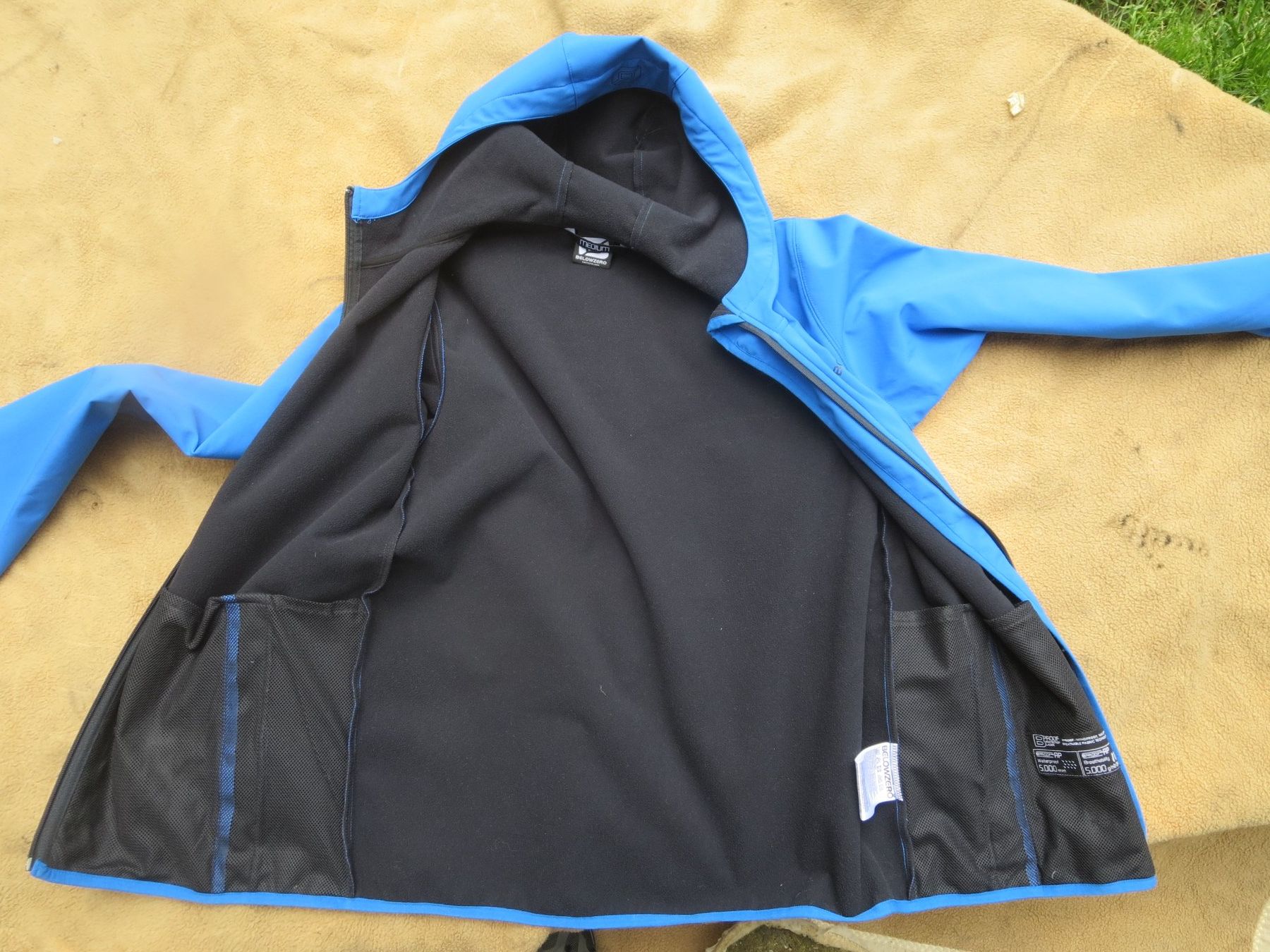 Giacche: Belowzero Softshell Jacke -  Gr. M – Usato da Ottikon venduto da Locomotive01 5
