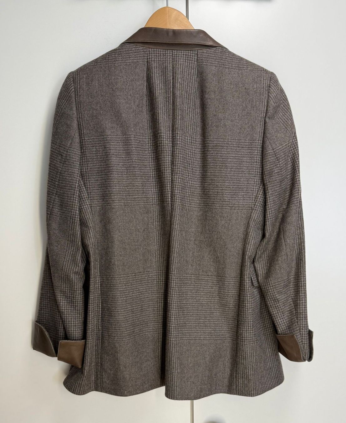 Akris Giacche: Akris Blazer Damen Gr. 42 - 100% Wolle – Nuovo (secondo la descrizione) da Frauenfeld venduto da LIL_NA 7