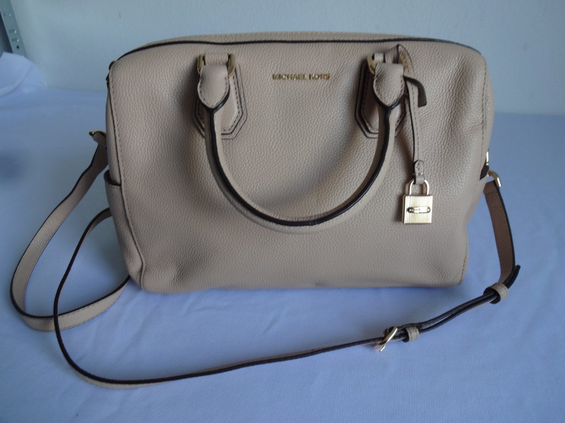 Taschen für Damen: Orig."MICHAEL KORS" Leder Hand/ Umhängetasche – Gebraucht aus Frauenfeld von Reyy58 1