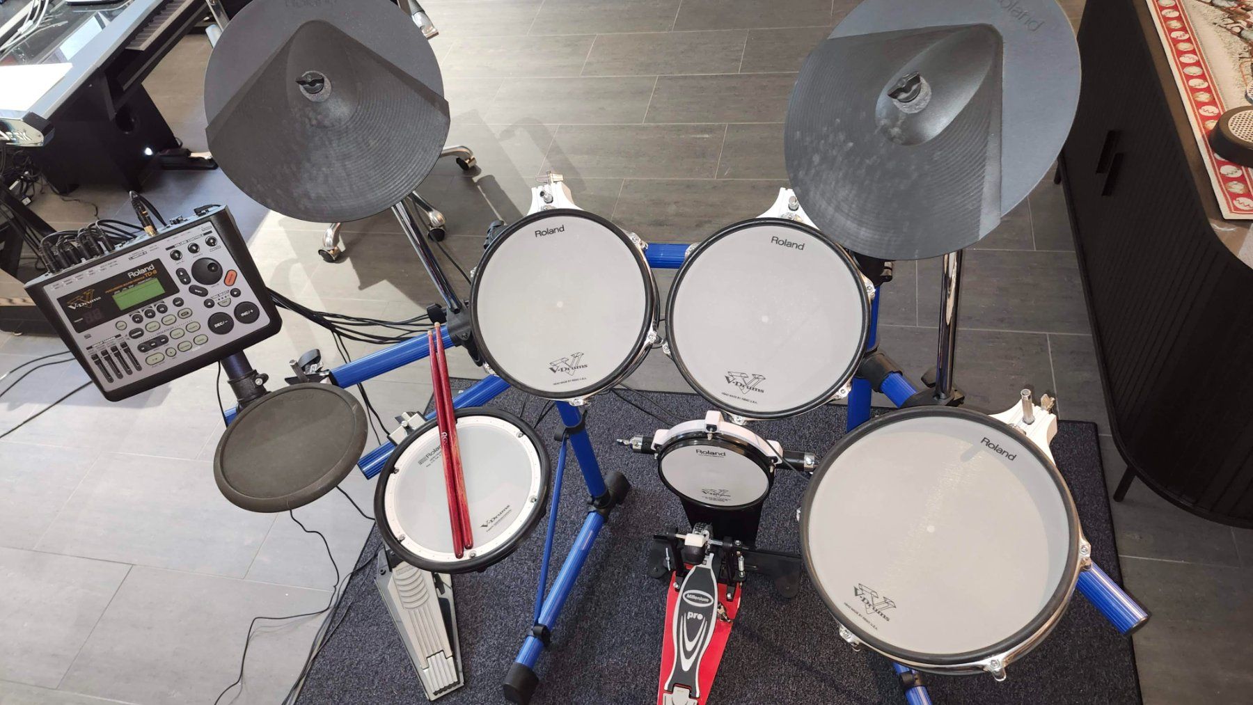 Roland Instruments de musique: Roland V-Drum TD-8K – D'occasion à Ottikon par danizhsee