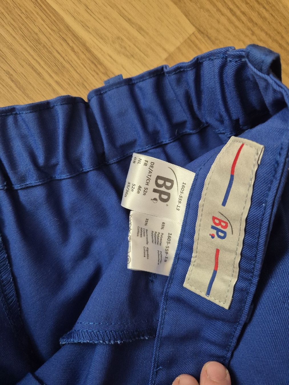 Pantaloni: Blaue Arbeitshose Grösse 52 – Usato da Langenthal venduto da Polarisstern 2