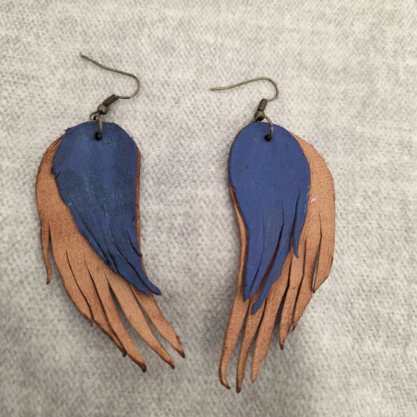 Orecchini pendenti & Orecchini a lobo: Boho Chic Leather Wing Earrings - Perfect Summer Style! – Nuovo (secondo la descrizione) da Zollikofen venduto da Tamyru77