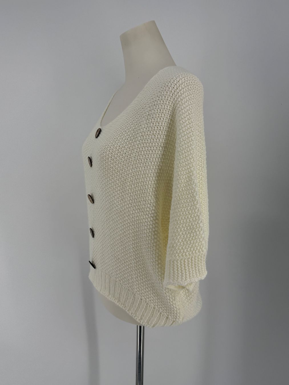 Pullover & Sweatshirts: Pullover Gr. M von Today – Gebraucht aus Auenstein von moin. 1