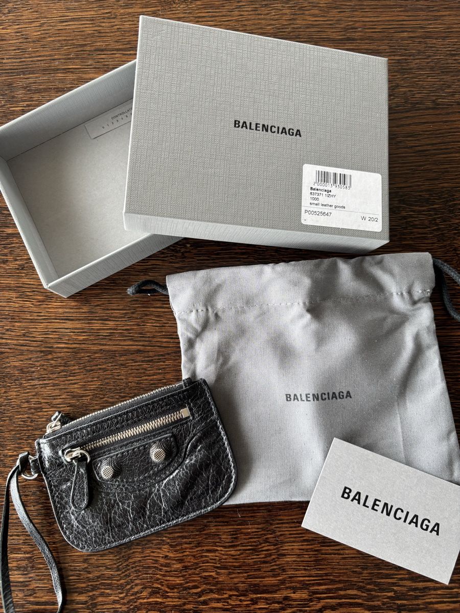 Balenciaga Portamonete: BALENCIAGA Mini-Geldbörse NEU – Nuovo (secondo la descrizione) da Tägerwilen venduto da limolimo