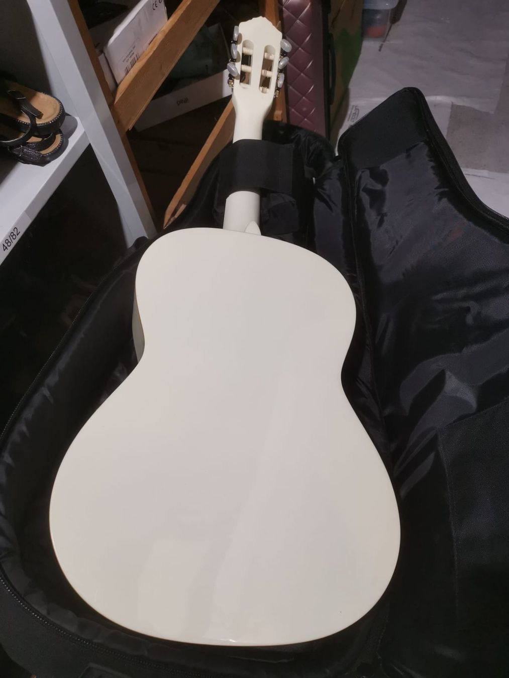 Instruments de musique: Akustische Gitarre – D'occasion à Spreitenbach par Space_X 3