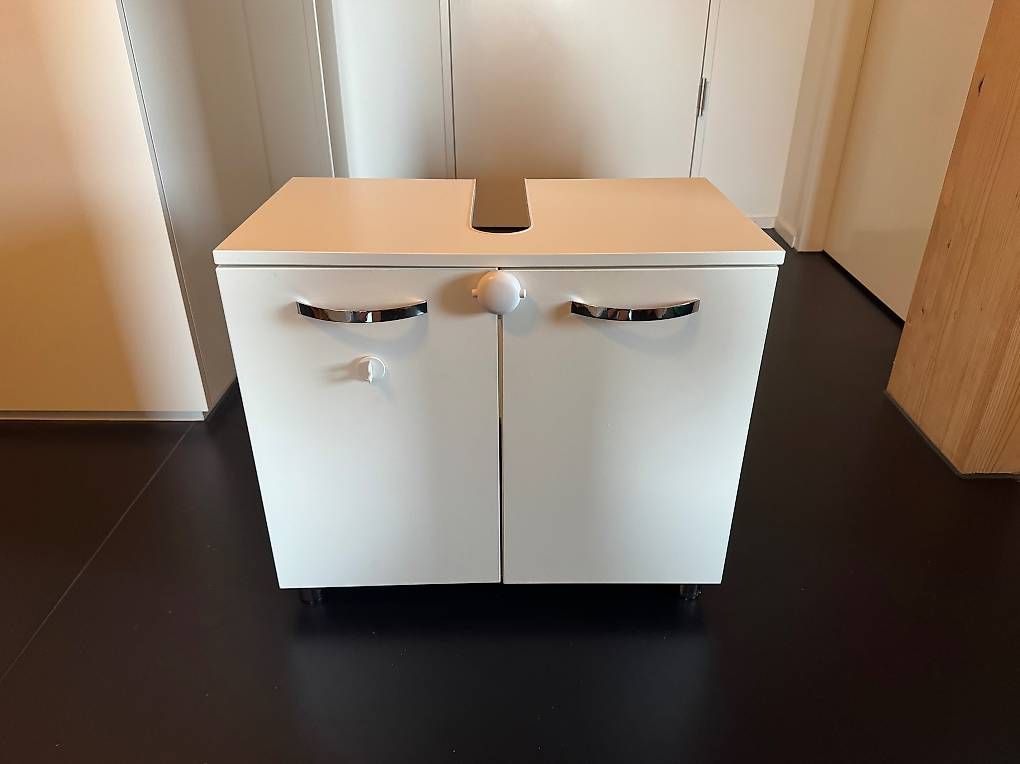 Badezimmermöbel: Badezimmer Unterschrank – Gebraucht aus Birmensdorf ZH von Mb01 3