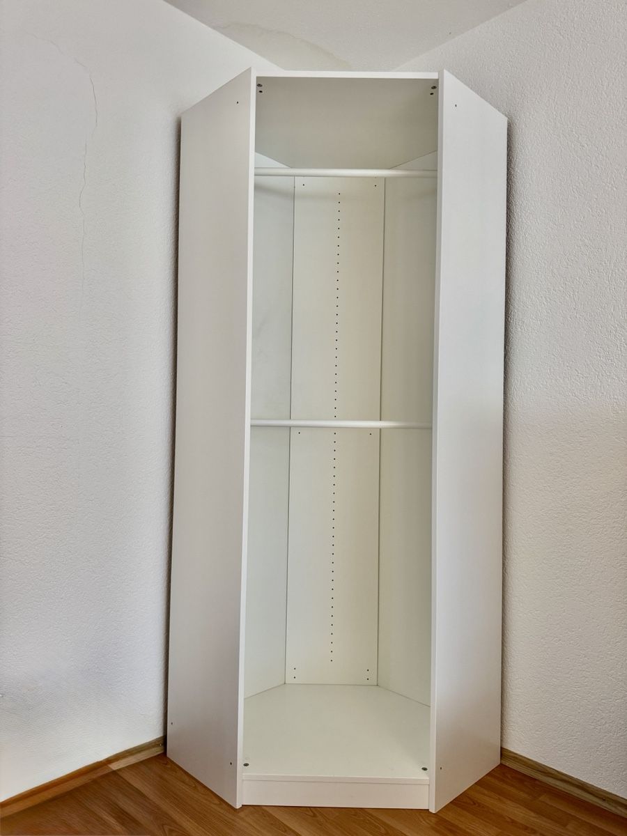 Ikea Armadi: IKEA PAX Eckkleiderschrank - Platzsparend! – Usato da Baden venduto da frattelli