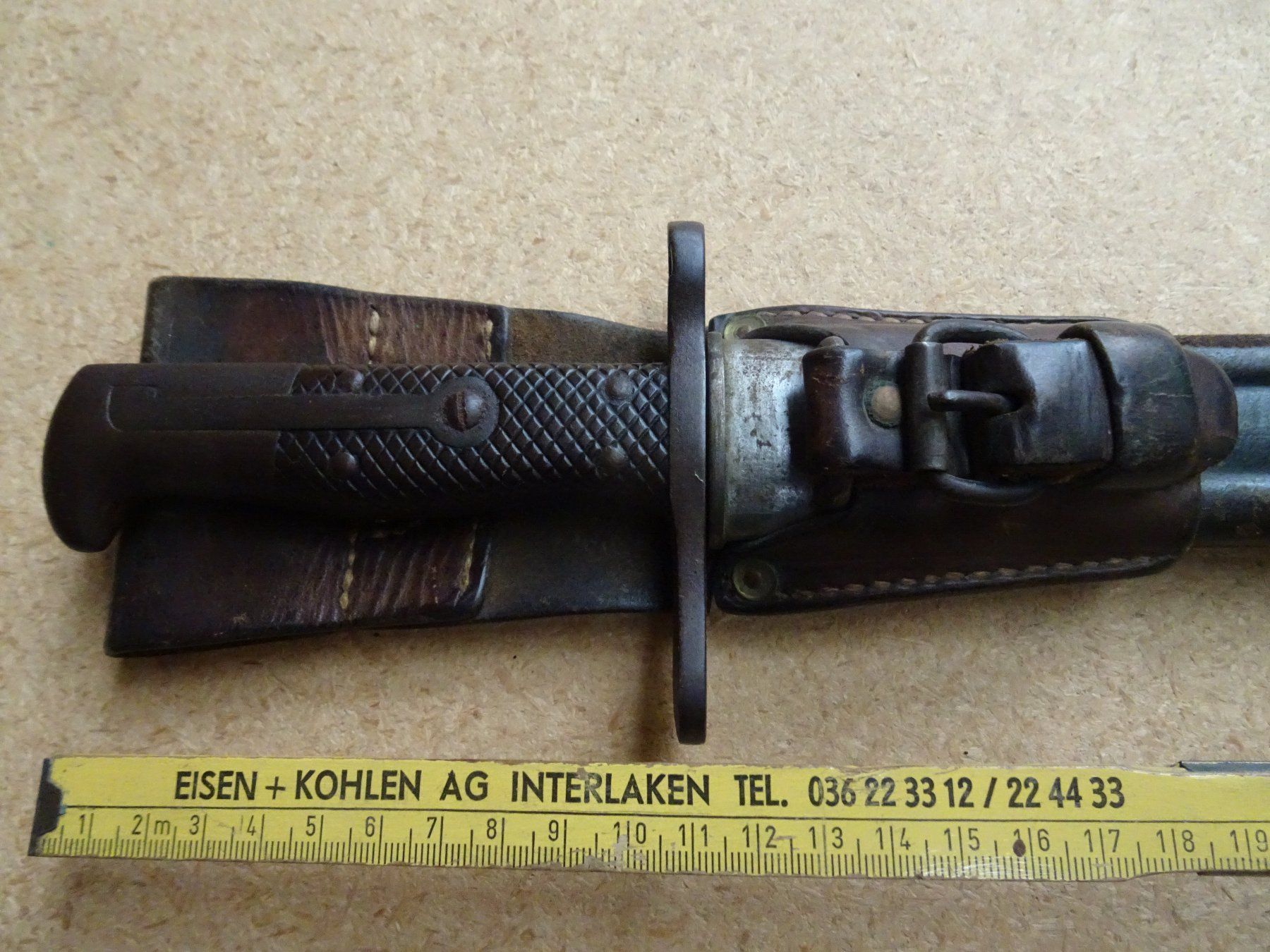 Ausrüstung & Ersatzteile: Faschinenmesser Militär – Gebraucht aus Bichwil von  1