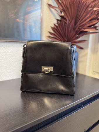 Schwarze Leder Umhängetasche - EM-EL Bags